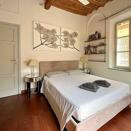 Centro Storico Apartment *
